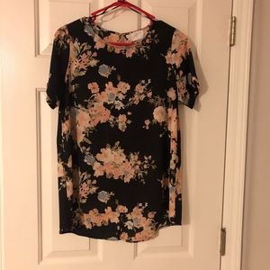 Sienna Sky Black Floral Top, Size Medium